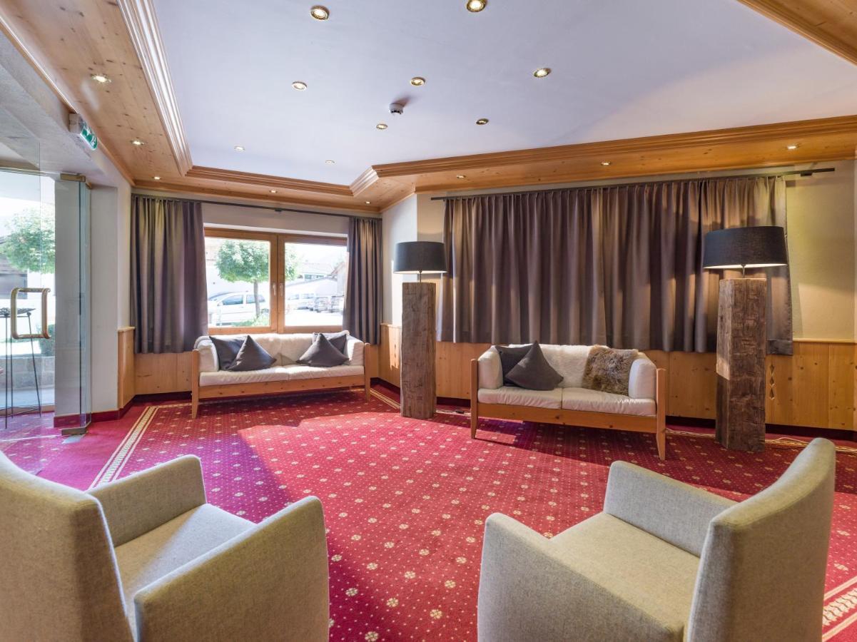 Hotel Blizz Finkenberg Bagian luar foto